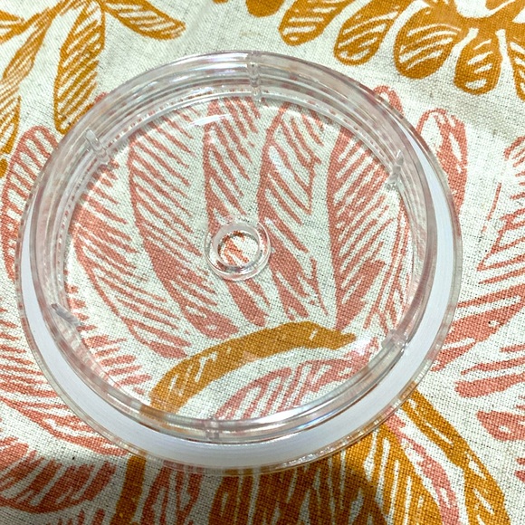 NWOT. Mr. Coffee Iced Coffee/Tea tumbler. Never used. Screw on top holds 20 oz - Picture 9 of 12